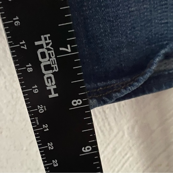 Levi’s Shorts Women’s‎ Size 10 Blue Jeans Dark Wash - Picture 10 of 12